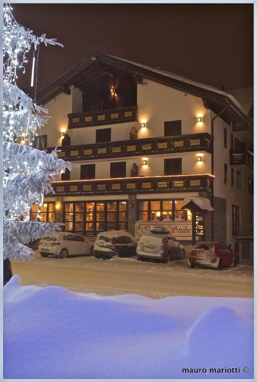 Hotel Presena Пассо-дель-Тонале Экстерьер фото